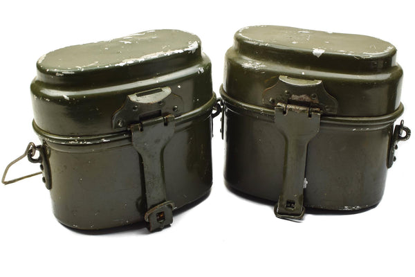 Echt Hongaarse leger puinhoop kit. Aluminium militaire bowler pot 2pcs set