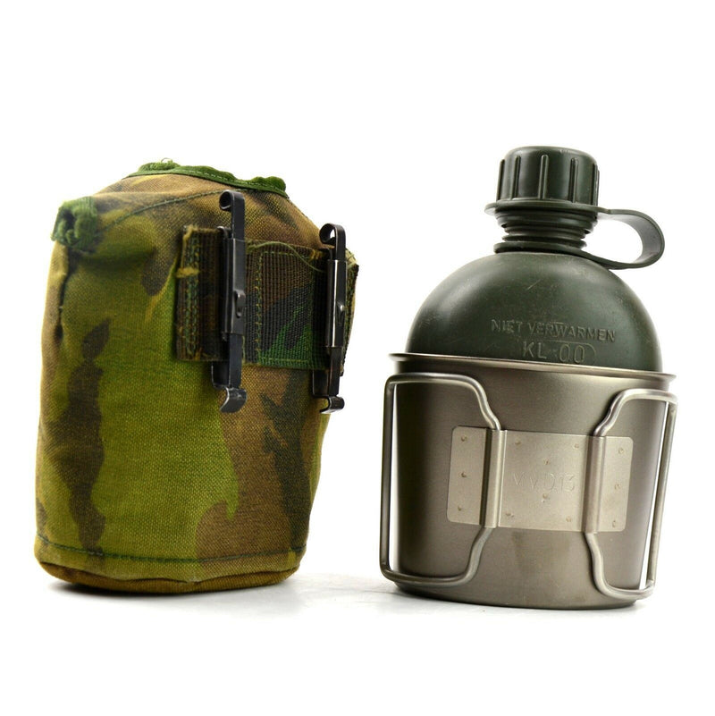 Original niederländische Feldflasche der niederländischen Armee mit Tasse und Bezug, Alice-Clips