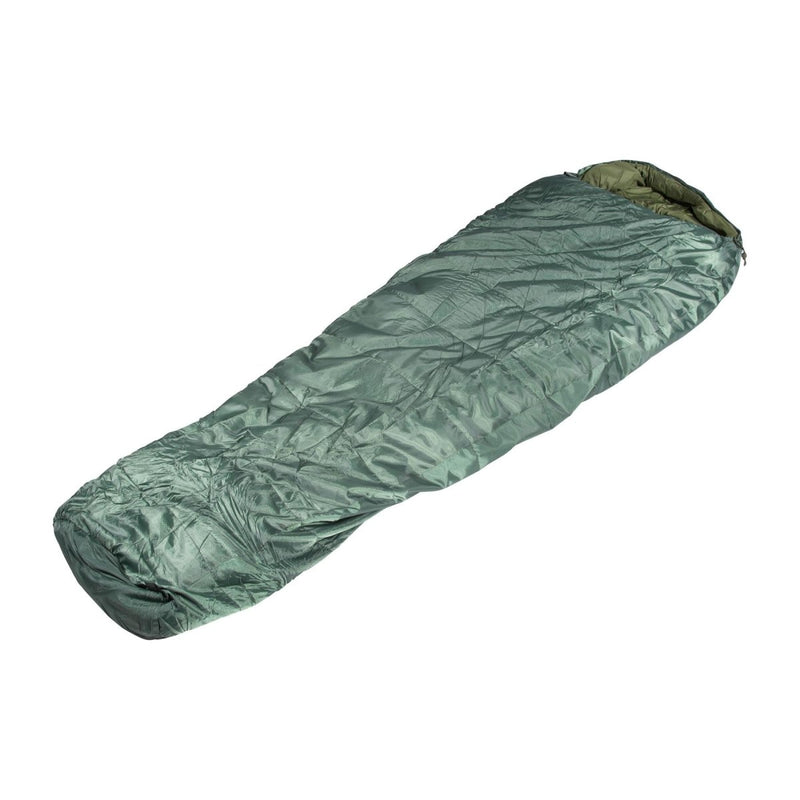 BCB The Olif 5 summer sleeping bag in green, water-resistant and breathable for camping comfort.