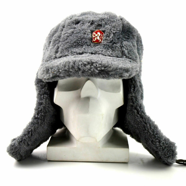 Guido berretto invernale dell'esercito ceco Ushanka grigio pelliccia calda cappello CZ isignia militare