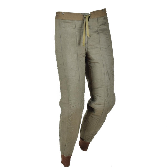 Pantalón con forro térmico M60 genuino del ejército checo con parte inferior elástica, diseño excedente militar vintage en color verde oliva.