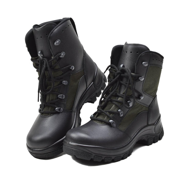 Pair of genuine German military combat boots in black leather and textile with fast lacing and slip-resistant soles