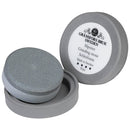 Gransfors Bruk Suède broyant des haches de céramique en pierre aiguisant la pierre gris