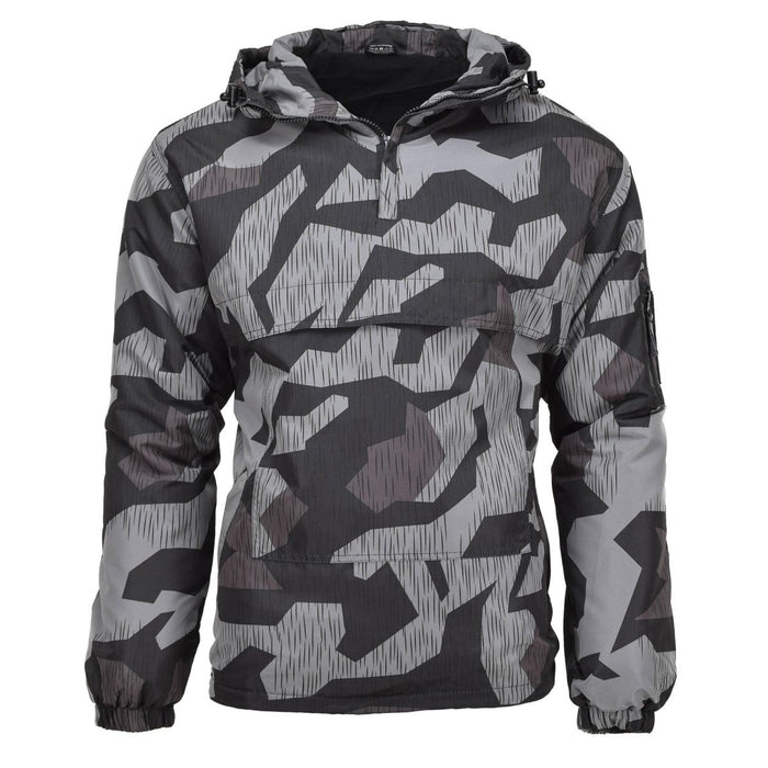 MIL-TEC anorakjack in splinternachtcamouflage met capuchon, winddicht en warm voor militair gebruik.