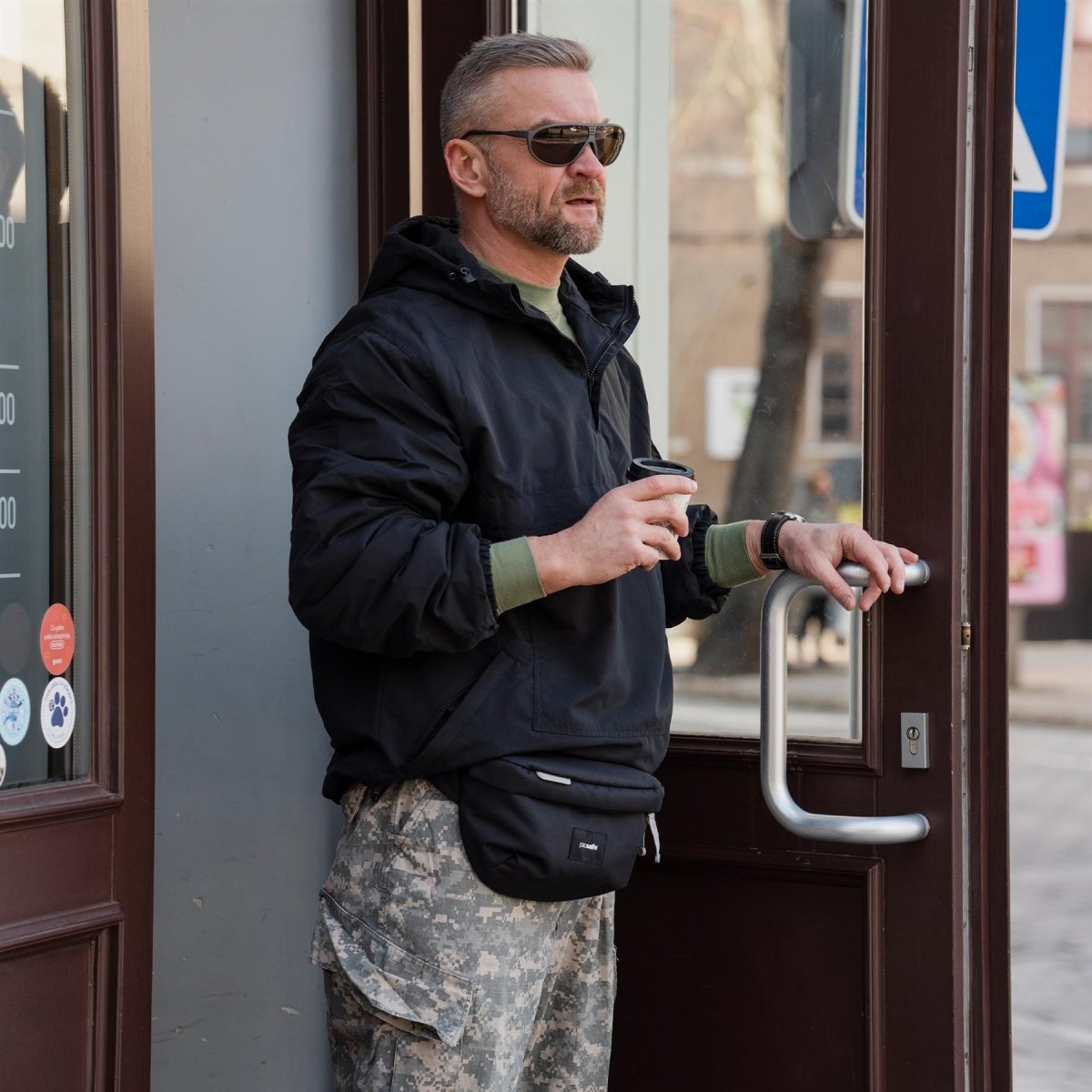 MIL-TEC Deutsche Militärjacke Kampfjacke winddicht mit Kapuze und Fleecefutter schwarz NEU