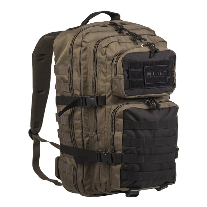 Zaino MIL-TEC U.S. Assault Ranger 20L in nero oliva con sistema MOLLE e spallacci imbottiti per escursioni e trekking