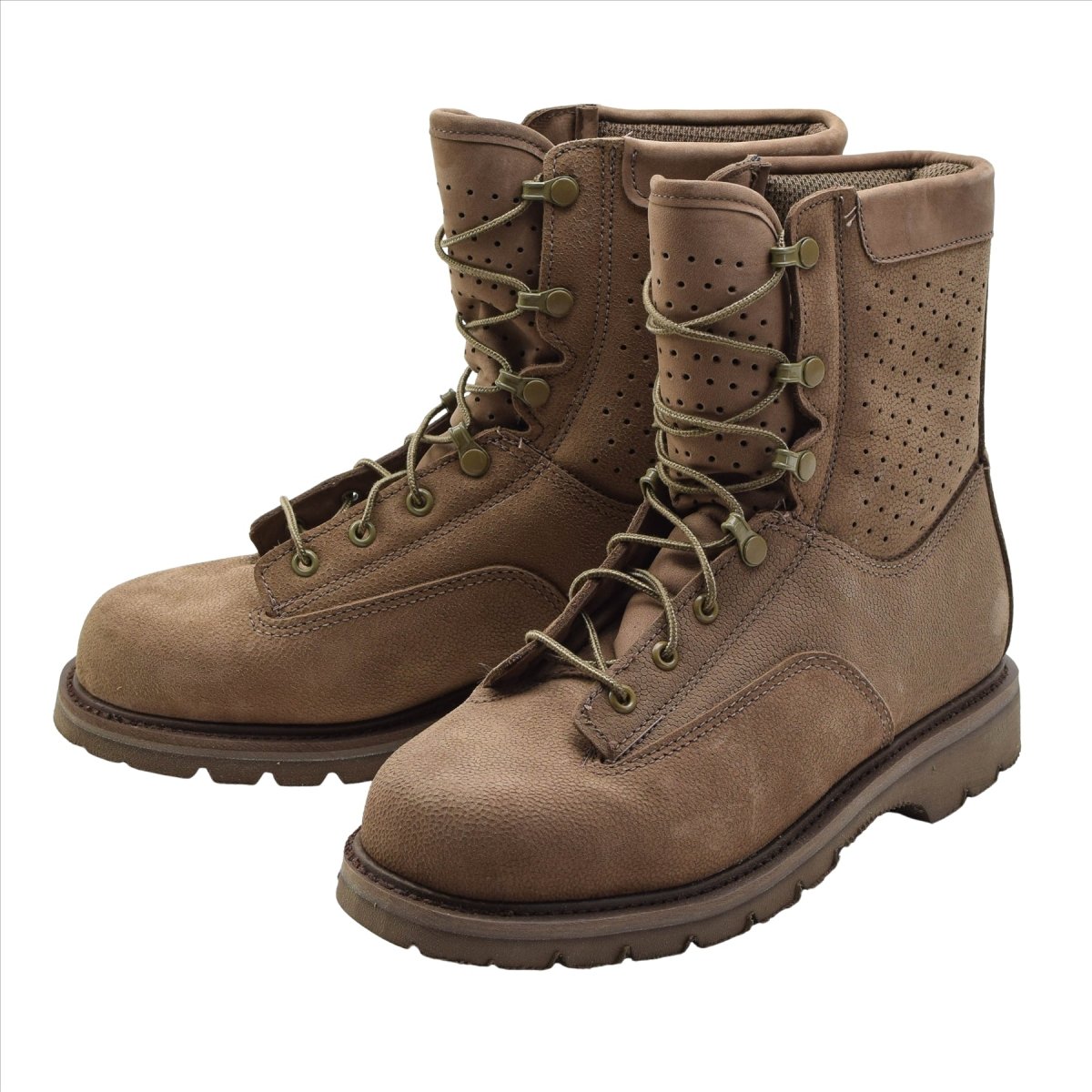 Canadian Military Boots for Secure Movement on Any Terrain - GoMilitar