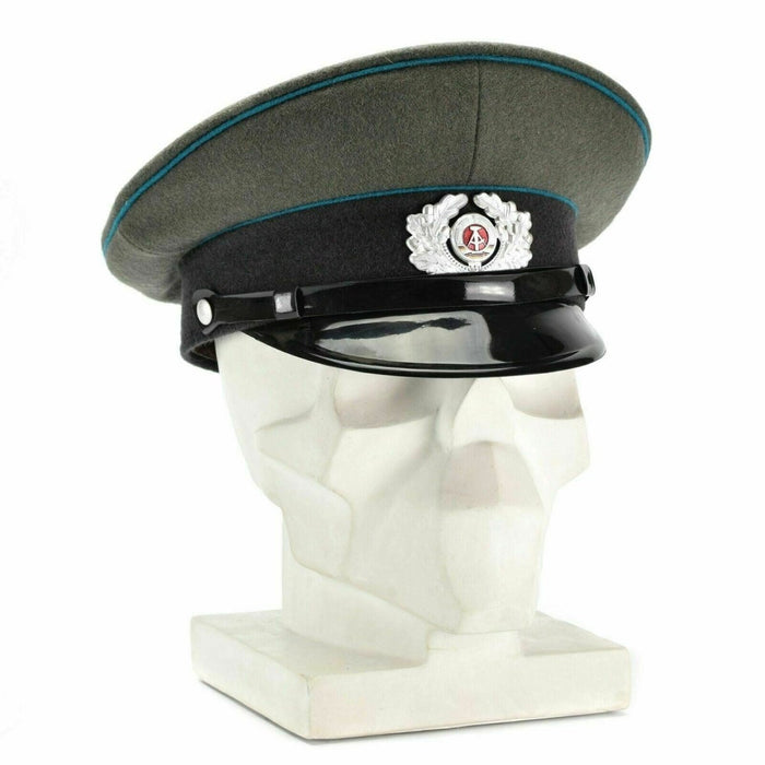 Gorra con visera original del ejército NVA de Alemania Oriental Sombrero con visera militar de las fuerzas aéreas NUEVO - GoMilitar