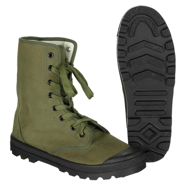 Original französische Militär-Kommandostiefel mit verstärkten Absätzen, Vintage-Olive