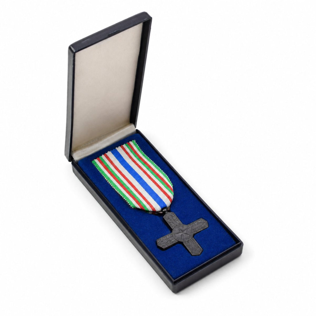 Original Italian Vitttorio Medal Case WWI Veteran Commemorative Collectible