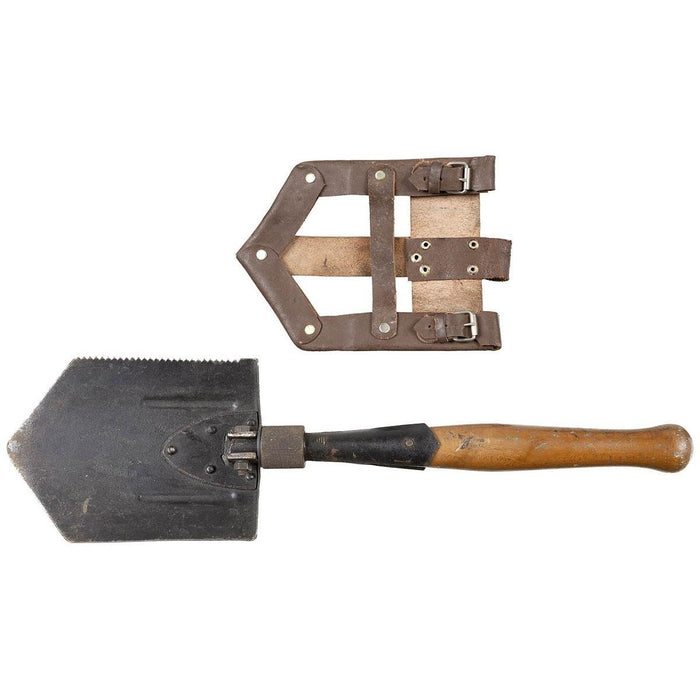 Pelle dentelée pliable originale de l'armée roumaine avec manche en bois et gaine de transport en cuir pour les tâches de survie en plein air