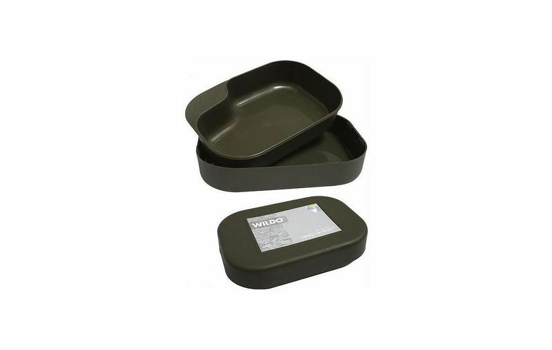 Olive green Wildo Camp Box kit with two plates and a lid made from durable BPA-free plastic for outdoor use